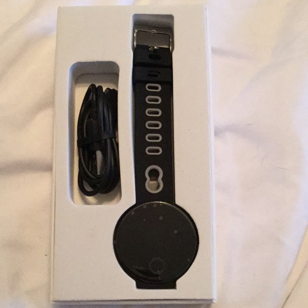 NWT smart watch